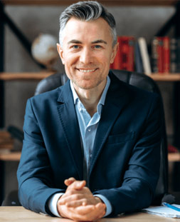 بهترین وکیل چیتگر